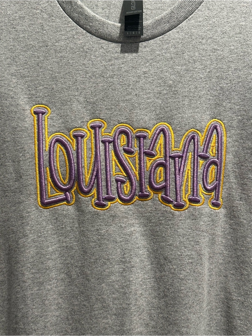 Gray 'Louisiana' Embroidered Adult T‑Shirt